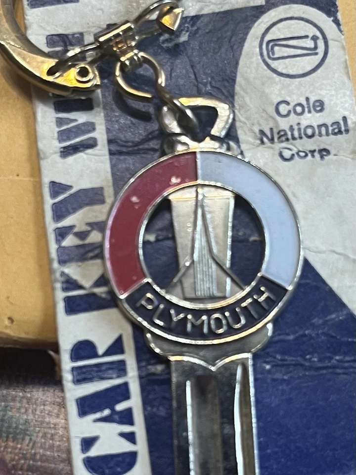 Llave Plymouth Cuda Duster Road Runner Superbird Fury GTX 440 426 Hemi esmalte dorado Foto 1 de 3