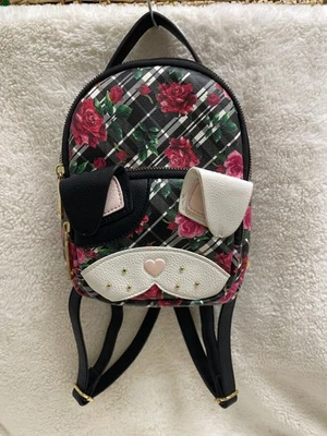 Mini mochila Betsy Johnson negra/blanca a cuadros con rosas rojas cara de perro con estuche para tarjetas Foto 1 de 4