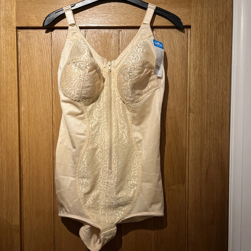 NUEVO CON ETIQUETAS BODY MODELADOR. TALLA 36DD, COLOR SkIN WIRE FREE, BY NATURANA Foto 1 de 4