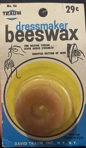 Modista de colección cera de abejas sueño hecha en EE. UU. precio original muy antiguo 29 centavos - Imagen 1 de 4