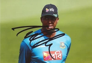 BANGLADESH: COURTNEY WALSH SIGNED 6x4 ACTION PHOTO+COA *LEGEND* **PROOF** - Picture 1 of 2