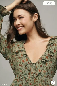 NWT $168 Reformation Wyn Top size 4 - Picture 1 of 11