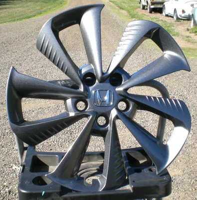 Tapacubos cubierta rueda Honda Clarity 2018-2021 OEM 18" P/N 44733-TRT-N00 Foto 1 de 4