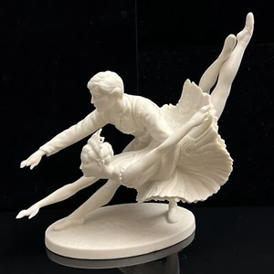 Vintage 1977 Franklin Porcelain The Royal Ballet Sculpture Swan Lake 10x8” - Picture 1 of 18