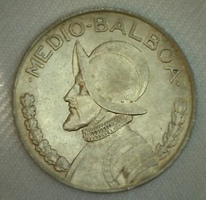 1934 Panama 1/2 Balboa Coin Almost Uncirculated Silver - Picture 1 of 2