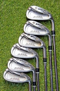 Slazenger 5-PW Ferro da Stiro con Asta in Acciaio Mazze da Golf - Foto 1 di 15