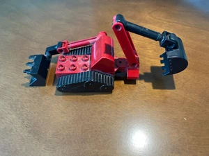 LEGO 3293 - Duplo Crawler Backhoe 'Benny' **MISSING FACE** - Picture 1 of 1