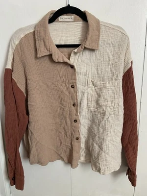 By Together Women Gauze Button Blouse M Colorblock Cream Brown Beachy W/ Flaw - Image 1 of 4