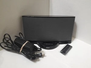Bose SoundDock Series II 2 Digital Music System Sound Dock & Remote - Picture 1 of 9
