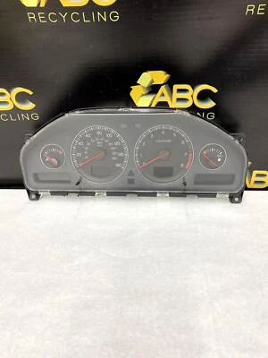 2005-2012 Volvo XC90 Speedometer Instrument Cluster ID 30746104 OEM - Image 1 of 4