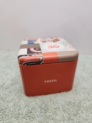 Reloj Fósil De Colección VACÍO Caja de Lata Genuino Auténtico Clásico Caja de Reloj 2014 Foto 1 de 4