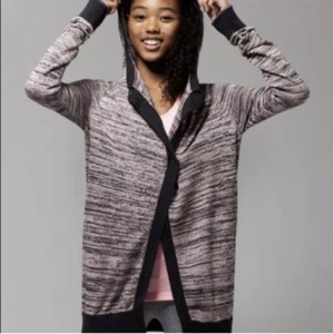 EUC Ivivva Lululemon Back to Rhythm Wrap Sweater Cardigan Hoodie Girls Size 12 - Picture 1 of 9