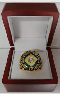 Honus Wagner - 1909 Pittsburgh Pirates World Series Ring With Wooden Display Box - Picture 1 of 4