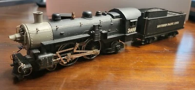 Vintage Rivarossi Atlantic 3000 4-4-2 Locomotive Southern Pacific Lines Tender - Image 1 of 4
