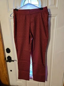 NEW! Isaac Mizrahi Live! Women's Pants Stretch Icon Mahogany Size 8 Petite - Picture 1 of 4