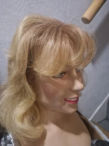 LACE FRONT WIG SHOULDER LENGTH LIGHT GOLD BLONDE DARK ROOTS PREOWNED EXCELLENT - Picture 1 of 21
