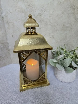 GOLD MOROCCAN LANTERN WITH LED CANDLE  ** BATTERY OPERATED ** - Image 1 of 4