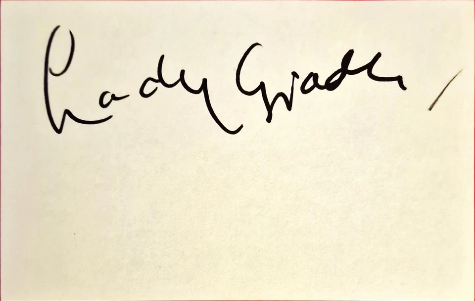 Lady Grade Signed 6x4 White Card Autograph In Person  - Image 1 of 1