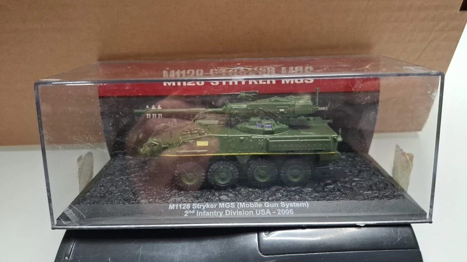  M1128 Stryker MGS 2nd Infantry Division USA - 2006 METAL 1:72  - Immagine 1 di 2
