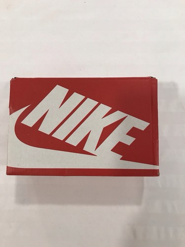 Taglia 6C Blazer Nike '77 bianco medio