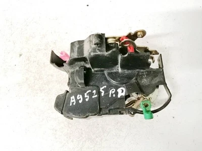 Mecanismo de bloqueo de puerta Subaru Legacy 2000 - DELANTERO DERECHO usado, genuino #2437648-34 Foto 1 de 4