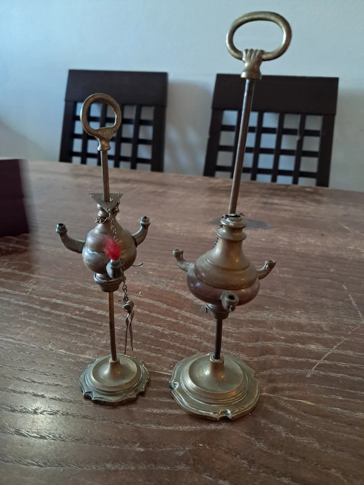 Piccole lampade ad olio. Lucerne - Immagine 1 di 1