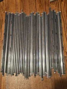 LOTTO 100x PEZZI NOS VINTAGE LXP600ANE CMOS- PDIP8 IC CIRCUITI INTEGRATI - Foto 1 di 4
