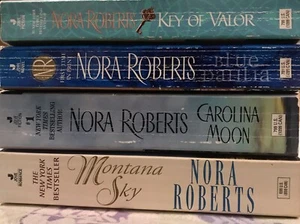 lot (4 pb) NORA ROBERTS Carolina Moon + Montana Sky + Key of Valor + Blue Dahlia - Picture 1 of 5