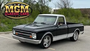 1968 Chevrolet C/K 10 Series RESTORED EXCELLENT CONDITION - Picture 1 of 40