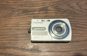 Pentax Optio L40 8MP Compact Digital Camera Silver FOR PARTS OR NOT WORKING! - Picture 1 of 5