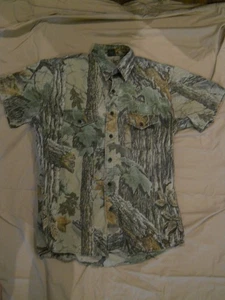 CAMO GEAR kurzärmliges Tarnhemd ~~ Real Tree ~ Herren Größe Medium hergestellt in den USA. - Bild 1 von 4