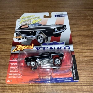 Johnny Lightning 1969 Yenko Chevy Camaro Nero/ROSSO RARO MODELLO BASSA PRODUZIONE - Foto 1 di 9