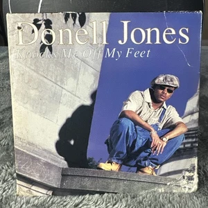 DONELL JONES KNOCKS ME OFF MY FEET (H1) 2 Track Promo CD Single Laface - Bild 1 von 4