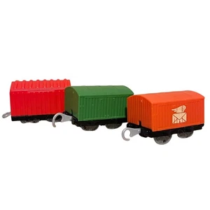 Remolque de carga Thomas Friends Trackmaster 2013 tirar detrás rojo correo verde - Imagen 1 de 4