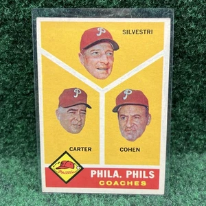 1960 Topps Baseballkarte #466 Philadelphia Phillies Coaches SCHLECHTE Schrift auf Karte - Bild 1 von 4