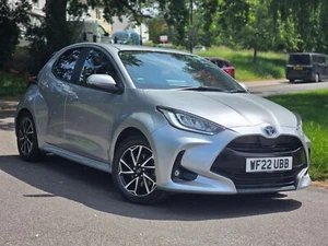 2022 Toyota Yaris 1.5 VVT-h Design E-CVT Euro 6 (s/s) 5dr HATCHBACK Petrol/Elect - Picture 1 of 24
