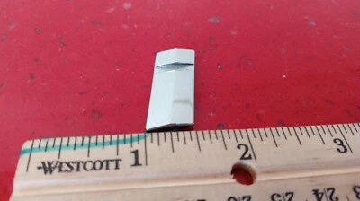 06 07 08 BMW "i" 740 i 750 I 318 I 323 i 325 I 328 i 335I 330 I  EMBLEM  - Image 1 of 2