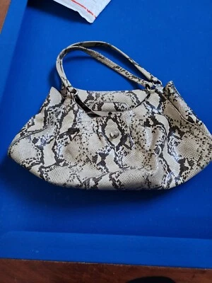 Vintage furla purse. Italy. snake pattern. Roomy Foto 1 de 4