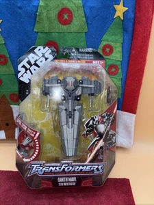 Hasbro Star Wars Transformers: Darth Maul Sith Infiltrator Action Figure - Picture 1 of 10