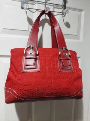 Bolsa tote de ombro COACH Soho Y2K vermelha cereja assinatura C lona estilo GG F10928 - Imagem 1 de 4