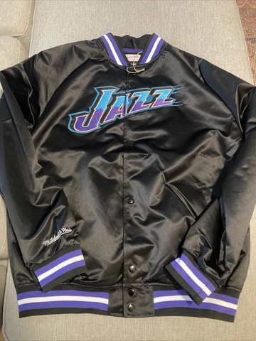 Utah Jazz Men's Mitchell & Ness Black NBA Lightweight Satin Jacket Vintage Cover
