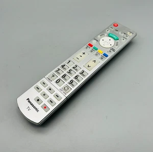 Original Panasonic N2QAYB000842 Fernbedienung Remote Control silber #658 - Bild 1 von 3