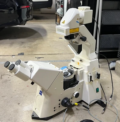 Microscopio invertido motorizado Zeiss Axiovert 200M + LSM 510 sin halógeno, sin escenario Foto 1 de 4