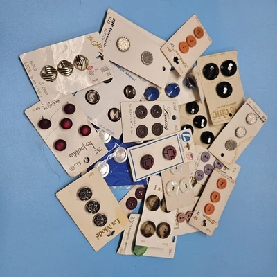 Vintage Button Lot 23 packs LaMode LiChic Streamline plus more - Image 1 of 4