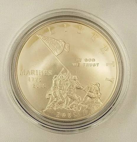 2005 P $1 Marine Corps Commemorative Silver Dollar - UNC - C0138 - STOCK Cover