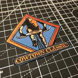 Patch gara bicicletta Cowtown Classic ciclista longhorn spedizione gratuita arancione 3x3" - Foto 1 di 11