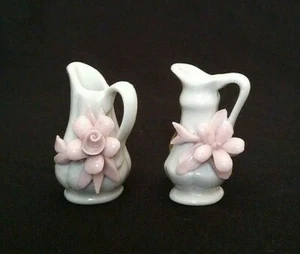 2 Italian Vintage Nuova Capodimonte Fili Porcelain Mini Pitcher Set Pair Italy - Picture 1 of 5