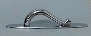 Maniglia per armadio MCM ottone cromato d'epoca con piastra posteriore ovale bordi 3" - Foto 1 di 9