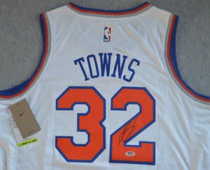 Karl Anthony Towns Autographed Signed Jersey PSA COA NBA New York Knicks NY N.Y. - Picture 1 of 8