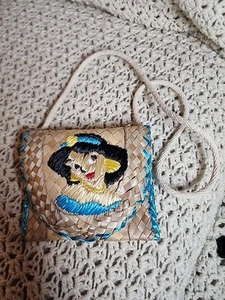 New CrossWeave Jasmine Embroidered Purse Shoulder bag Bahamas - Picture 1 of 8